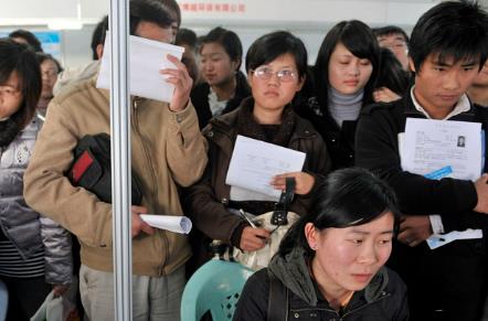 不知道做什么副业赚钱，不如去学习一些技能吧！