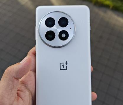 可以“闭眼买”的4款拍照手机，超大内存16GB+512GB配图