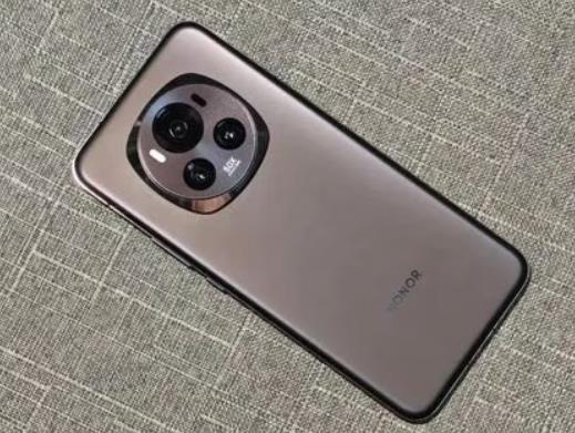 适合十一假期购买的三款手机，16GB+512GB超大内存配图