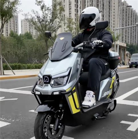 在3000-4000元电动车怎么选择?配图 在3000-4000元电动车怎么选择?配图