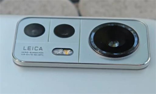 小米12还值得购买么?二手的小米12还值多少钱?配图 小米12还值得购买么?二手的小米12还值多少钱?配图