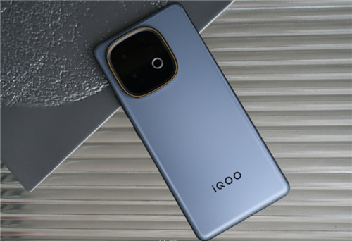 2000—3000预算，双十一期间可选择的手机都有哪些？配图