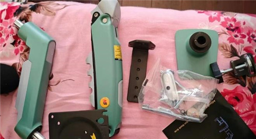 显示器旋转支架哪个牌子比较好用?自带伸缩机械臂,性价比无敌!配图 114.jpg