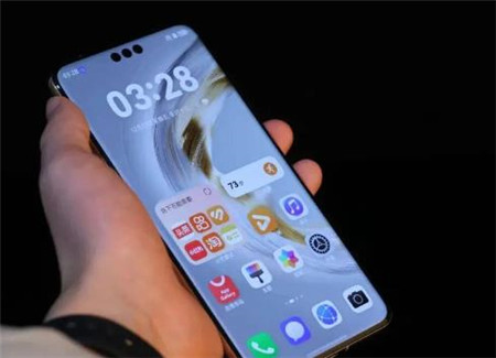 华为哪款旗舰手机目前购买最新性价比?配图 华为哪款旗舰手机目前购买最新性价比?配图