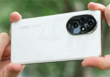 荣耀手机哪款最值得捡漏?荣耀手机目前最火的手机有哪些?配图 荣耀手机哪款最值得捡漏?荣耀手机目前最火的手机有哪些?配图