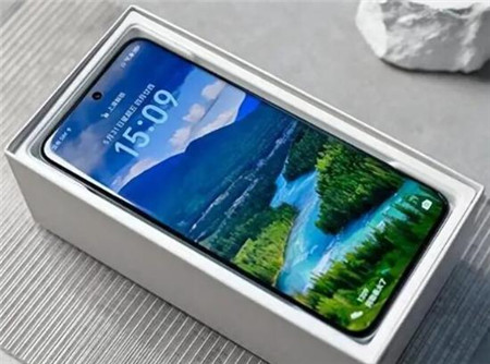 荣耀手机哪款最值得捡漏?荣耀手机目前最火的手机有哪些?配图 荣耀手机哪款最值得捡漏?荣耀手机目前最火的手机有哪些?配图