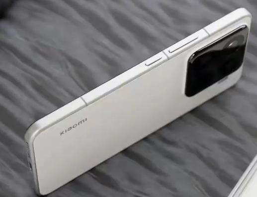 超大内存高端手机16GB+512GB哪款好用?这三款流畅用到2030年配图 超大内存高端手机16GB+512GB哪款好用?这三款流畅用到2030年配图