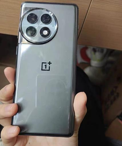 一加2pro二手手机还值得购买么？配图