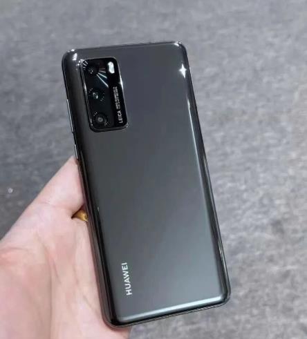 华为哪些手机使用麒麟990芯片，这六款都可以升级到鸿蒙系统配图