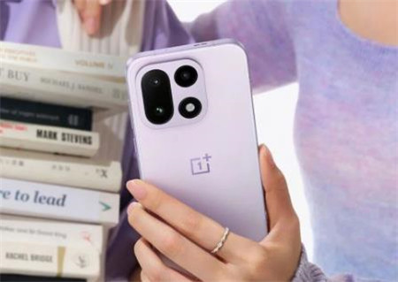 2025续航“最持久”的3款直屏手机，什么手机续航时间长，内存大啊！配图