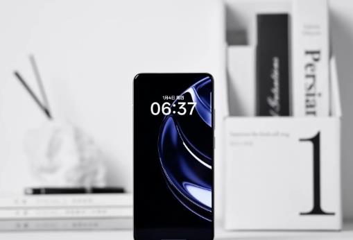 2025年哪些手机降价最多，目前最值得去购买啊？配图