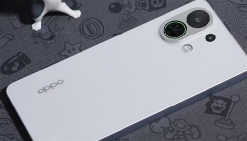 OPPO的手机千元手机哪款比较好用？微型风扇+电竞大屏配图