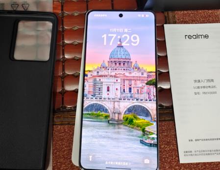 超大内存的手机有哪些?16+1TB值得“捡漏”的3款手机配图 超大内存的手机有哪些?16+1TB值得“捡漏”的3款手机配图