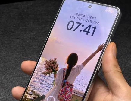 超大内存的手机有哪些?16+1TB值得“捡漏”的3款手机配图 超大内存的手机有哪些?16+1TB值得“捡漏”的3款手机配图