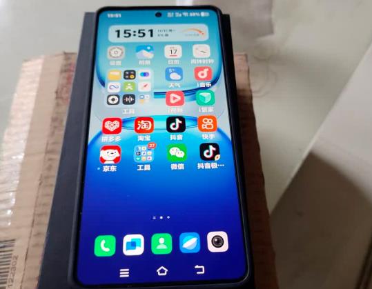 公认“低价高配”的3款手机，16+512G超大内存推荐配图