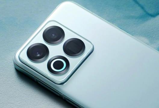 预算2000左右的拍照手机目前哪款好？2500元左右拍照不错的四款手机配图