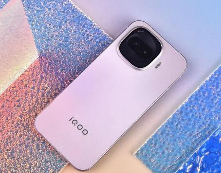 3000以内选择哪款手机比较好用?公认“低价高配”手机推荐配图 3000以内选择哪款手机比较好用?公认“低价高配”手机推荐配图