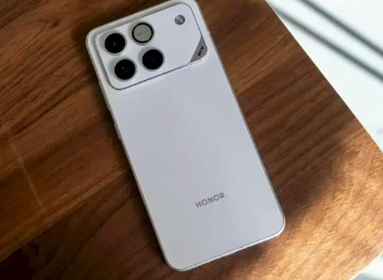 16GB+512GB大内存手机推荐：适合打工人赚钱的3款性价比手机配图