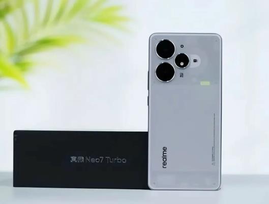 2026年1500预算选择用哪款手机比较好？这三款低价高配！配图