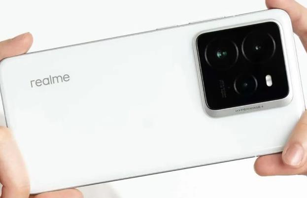 目前哪些大内存的手机值得捡漏?四月份“值得捡漏”的顶配手机配图 目前哪些大内存的手机值得捡漏?四月份“值得捡漏”的顶配手机配图