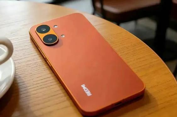 2000多的预算目前购买哪些手机比较好用？12GB+512GB，两千档可以“闭眼入手”的3款手机推荐：配图