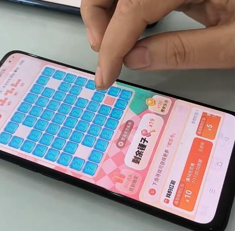 赚钱小游戏排行榜前五名：每天都能提30以上的小游戏推荐配图