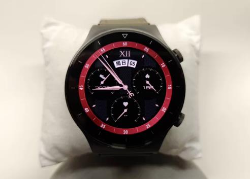 获得药监局认证华为手表哪款好？华为WATCH GT 2 Pro ECG百元就可以买到！配图