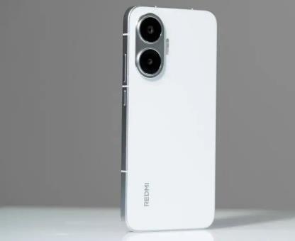 8月份哪些手机目前值得购买?16GB+512GB,8月“值得捡漏”的3款手机配图 8月份哪些手机目前值得购买?16GB+512GB,8月“值得捡漏”的3款手机配图